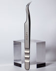 Curved Volume Tweezer